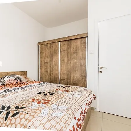 Separated Comfortable Lapta-sel Apartment Lapithos (Northern Cyprus)