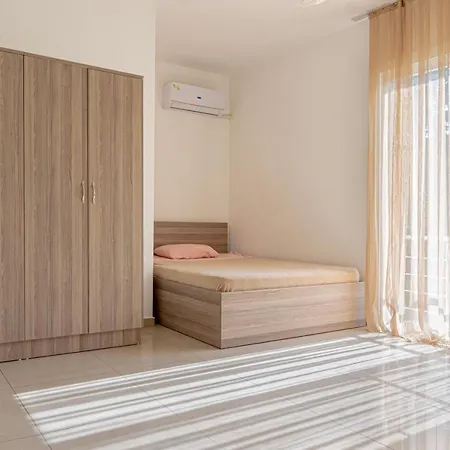 Separated Comfortable Lapta-sel Apartment