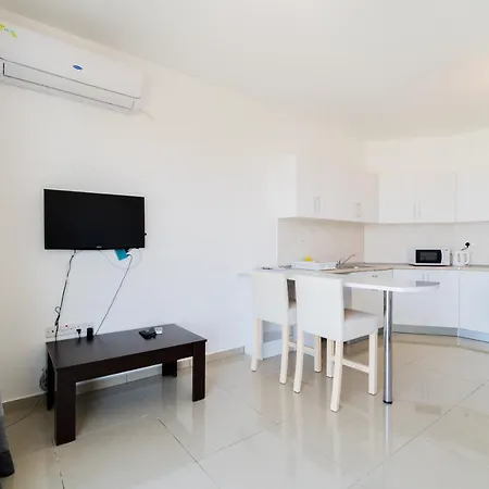 Apartment Separated Comfortable Lapta-sel *