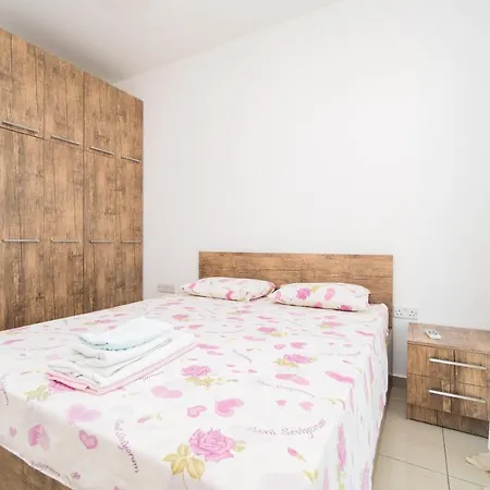 Apartment Separated Comfortable Lapta-sel