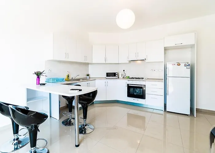 Cozy Sel B5 アパート ラピソス